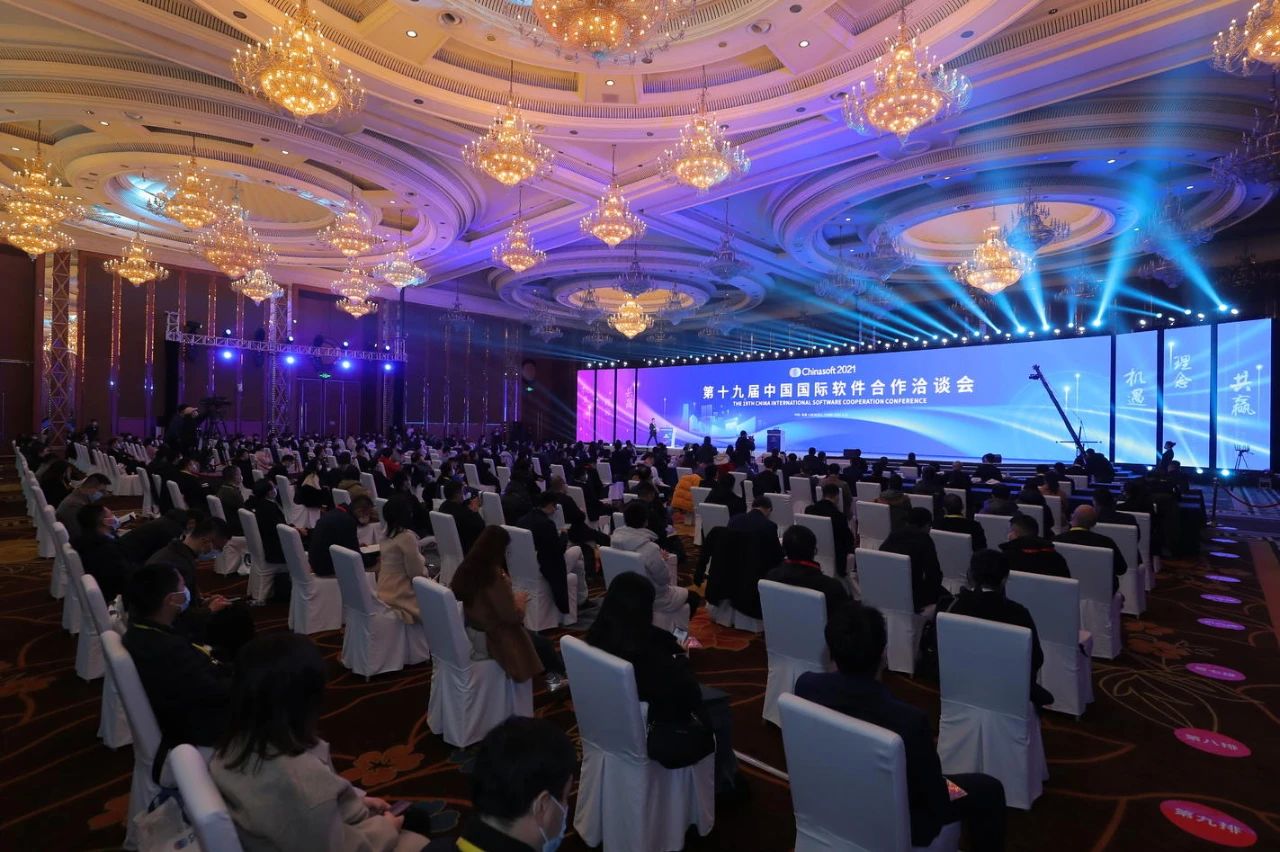 https://www.cloud.huilvyun.com.cn:443/huilvCms/ueditor/download?id=680641378048278528